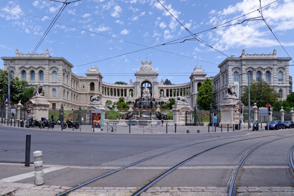 Magnifique Duplex Climatise Centre Ville Reforme Canebiere — Marseille