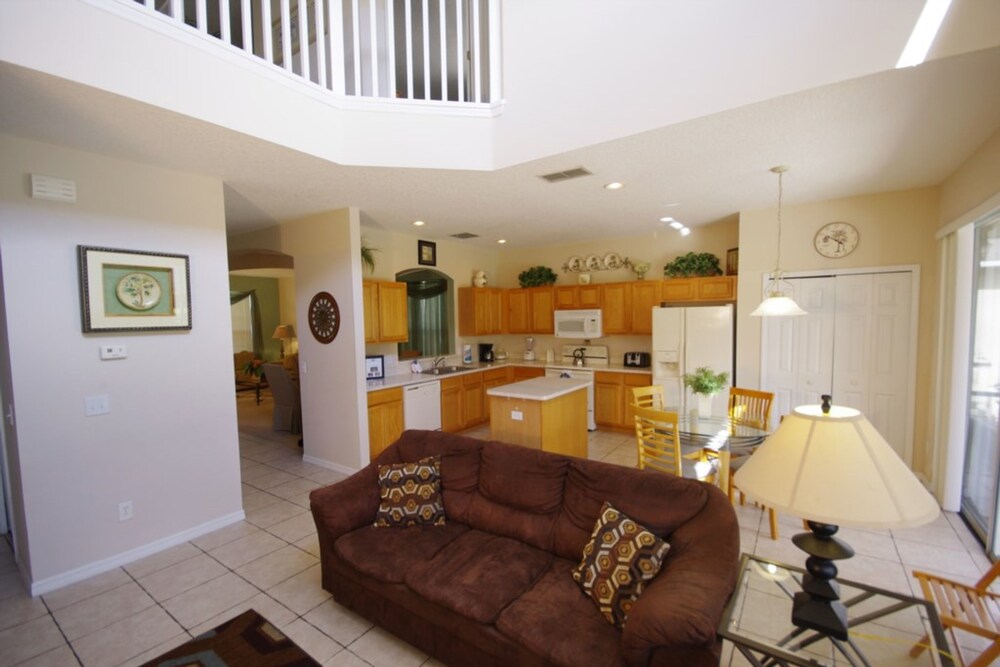 Emerald Island Resort Seven bedroom - photo 32