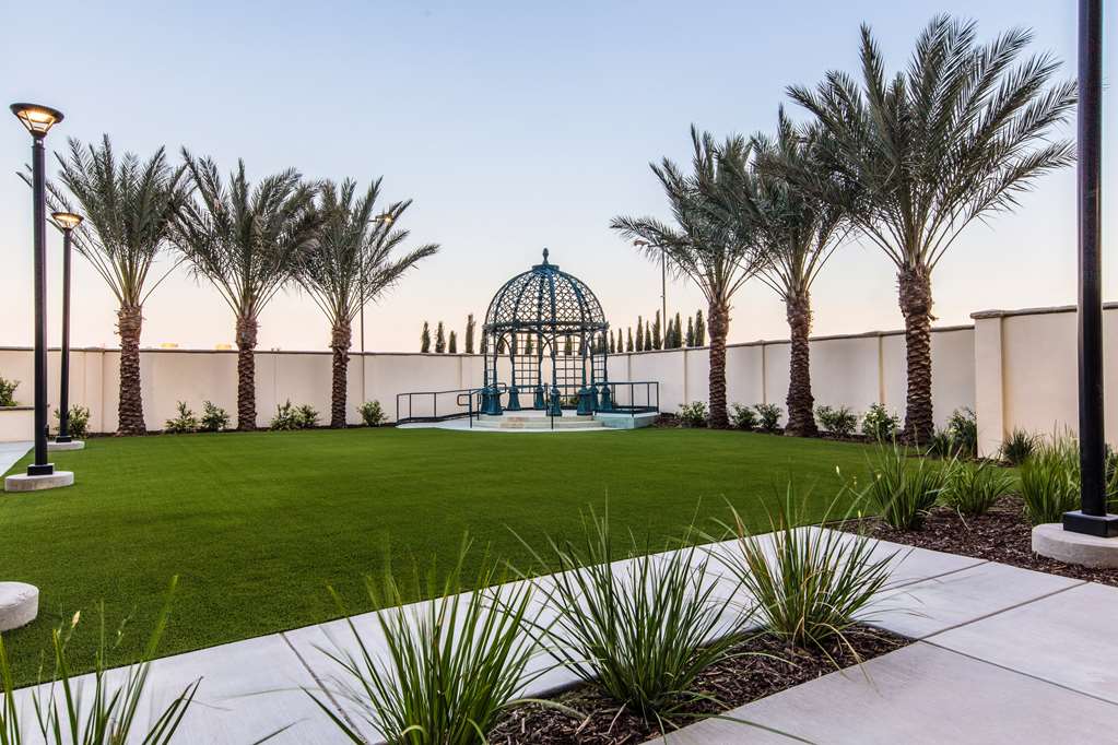 Hyatt Place Delano - photo 16