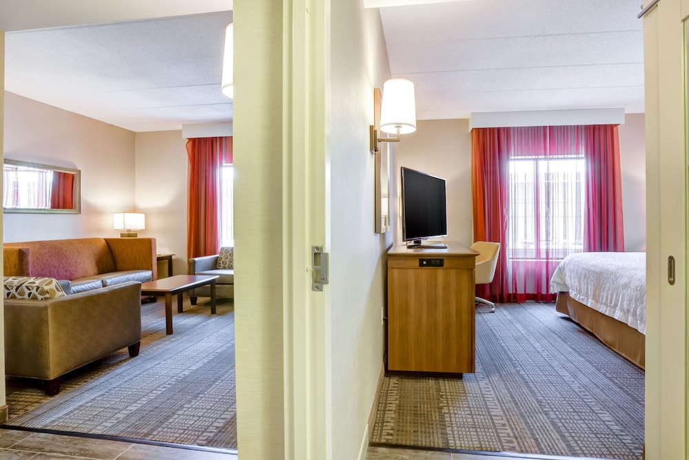 Hampton Inn Boston Norwood - photo 12