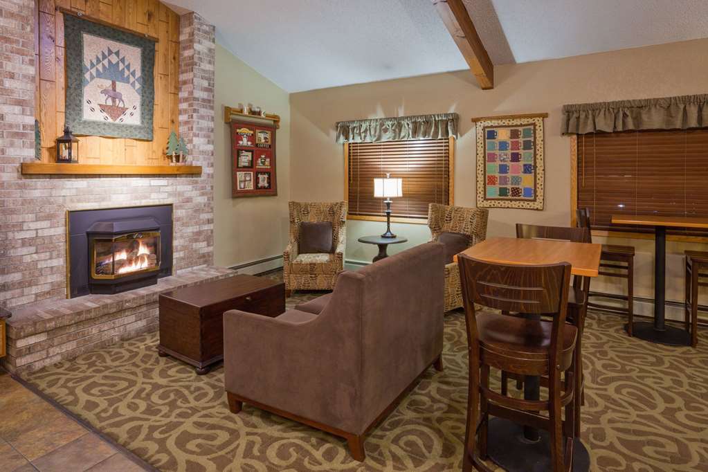 AmericInn by Wyndham Roseau - photo 5