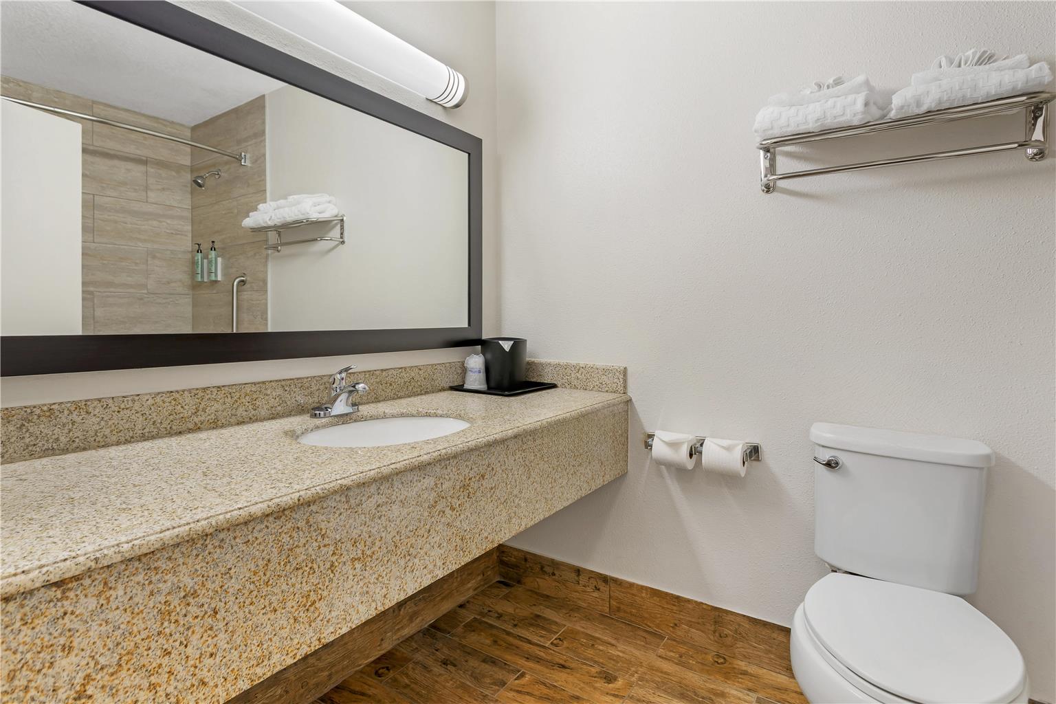 Best Western Kettleman City Inn & Suites - photo 43