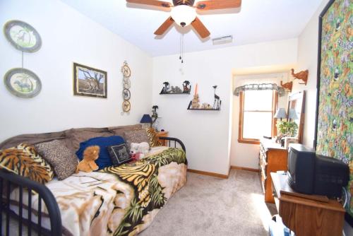 Kelly Road 710 by RedAwning - photo 9