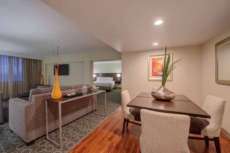 The Brookhaven Atlanta Hotel - photo 13