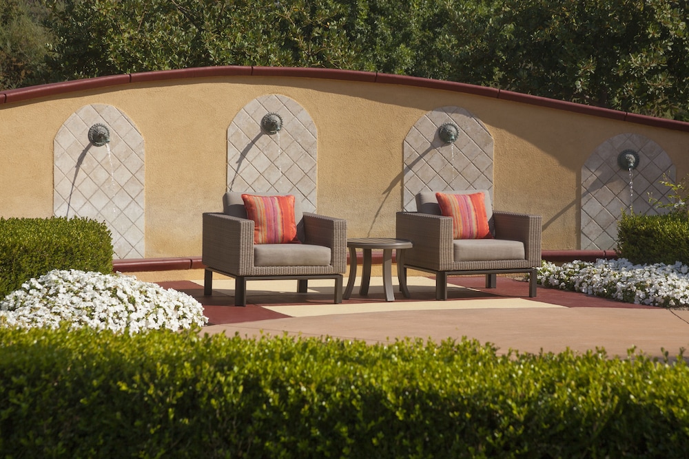 SpringHill Suites Napa Valley - photo 4