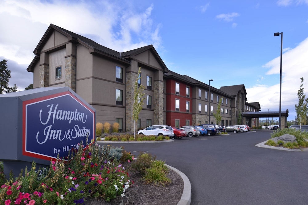 Hampton Inn & Suites Bend - photo 51