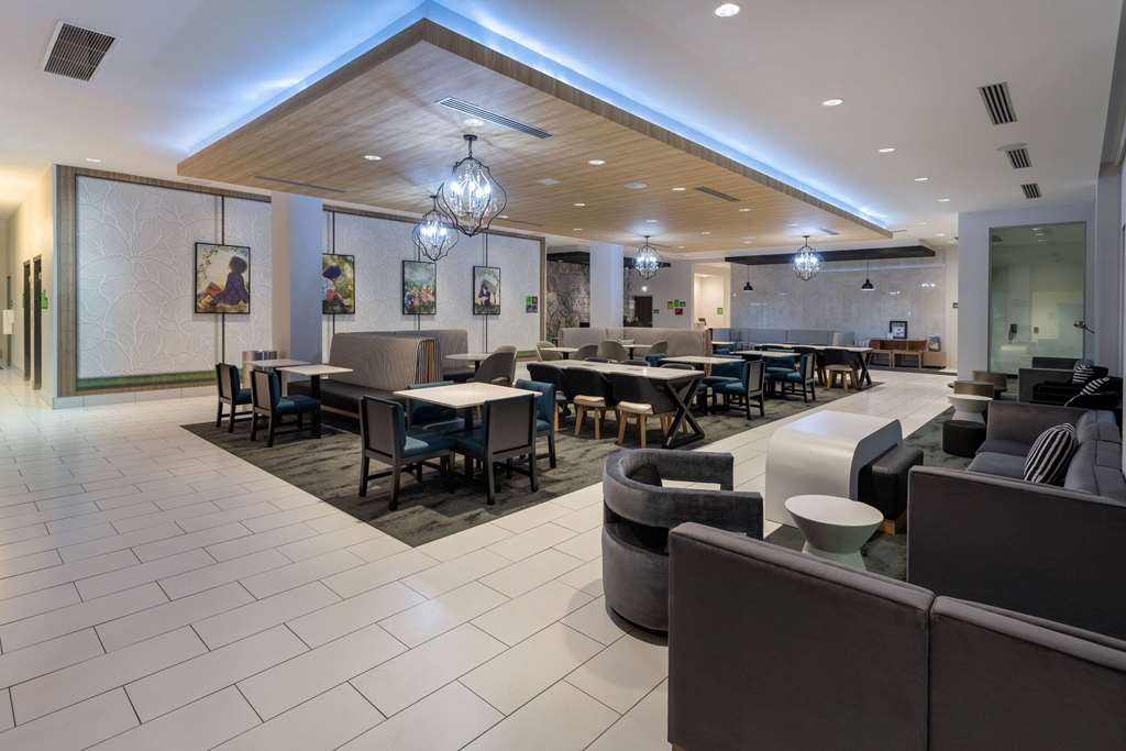 La Quinta Inn & Suites by Wyndham Maricopa Copper Sky - photo 6