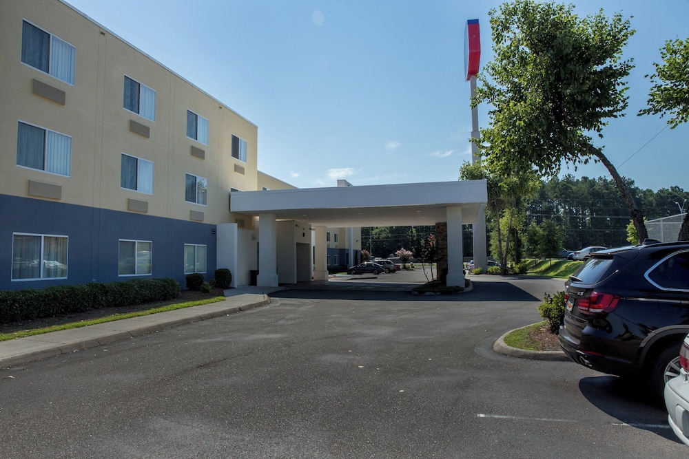 Fairfield Inn & Suites by Marriott Lumberton - photo 51