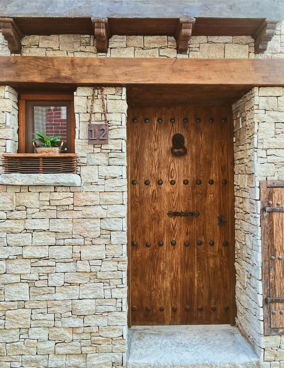 Antiguo Rincon - carbon neutral hotel in Colungo