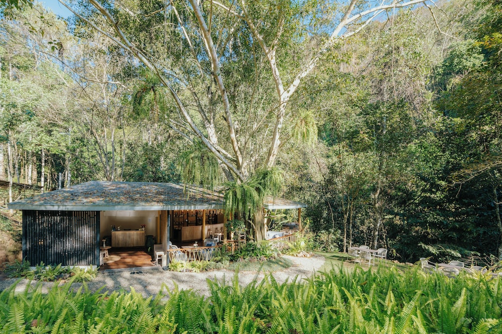 La Lanna — 4-Star Luxury Hotel in Chiang Mai, Thailand