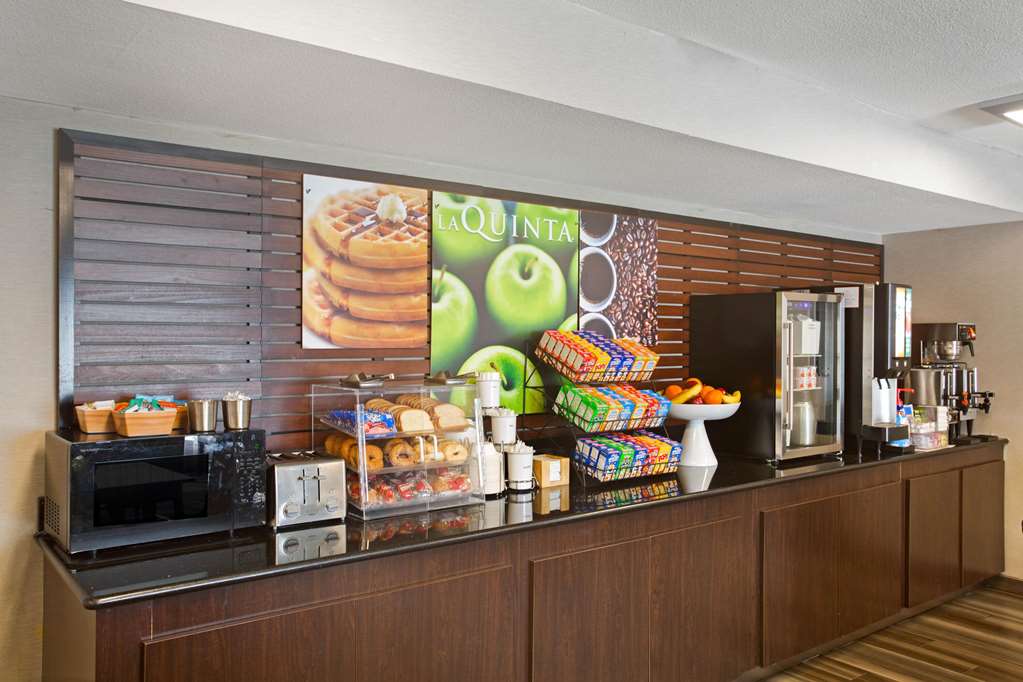 La Quinta Inn by Wyndham San Marcos - photo 62