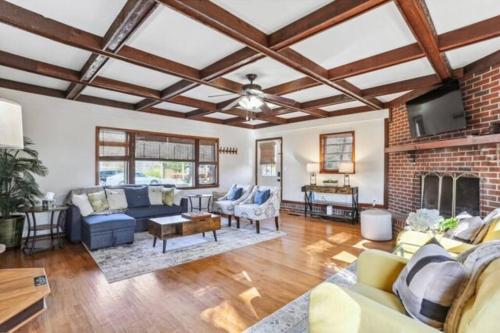 Charming renovated 4B Ranch — 4-Star Luxury Hotel in Mableton, United States