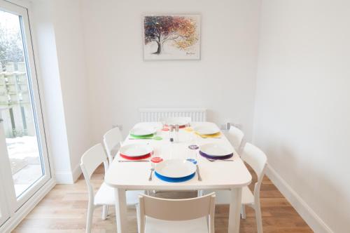 Lysander House Modern 4 Bed House near Alton Towers in Ashbourne, United Kingdom