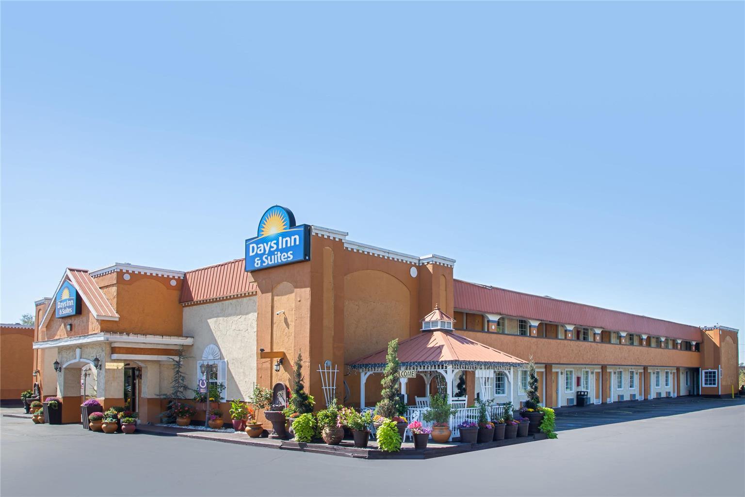 Days Inn & Suites by Wyndham Terre Haute in Terre Haute, United States