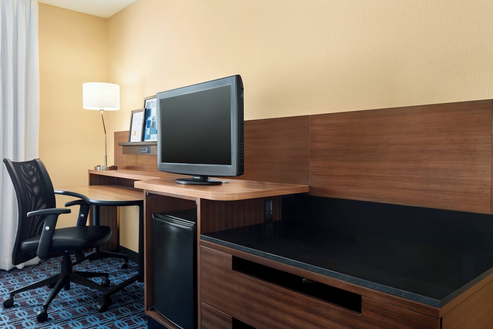 Fairfield Inn by Marriott Roseville - photo 7