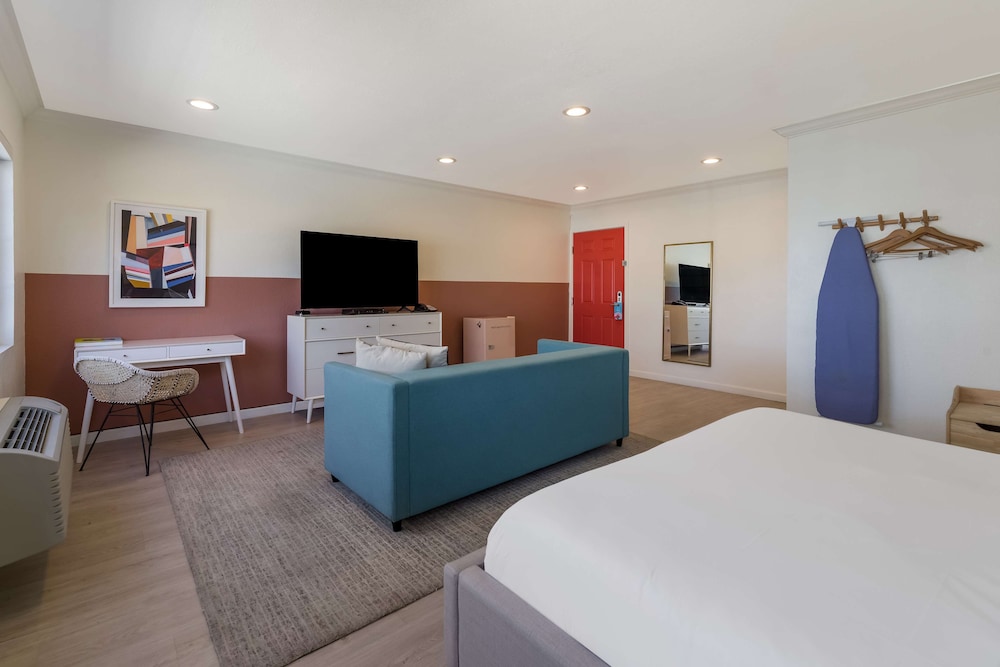 Signature Inn Oakland - photo 32