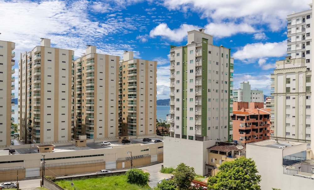 3Br Balcony W Bbq 250M From Sea Ggr0702