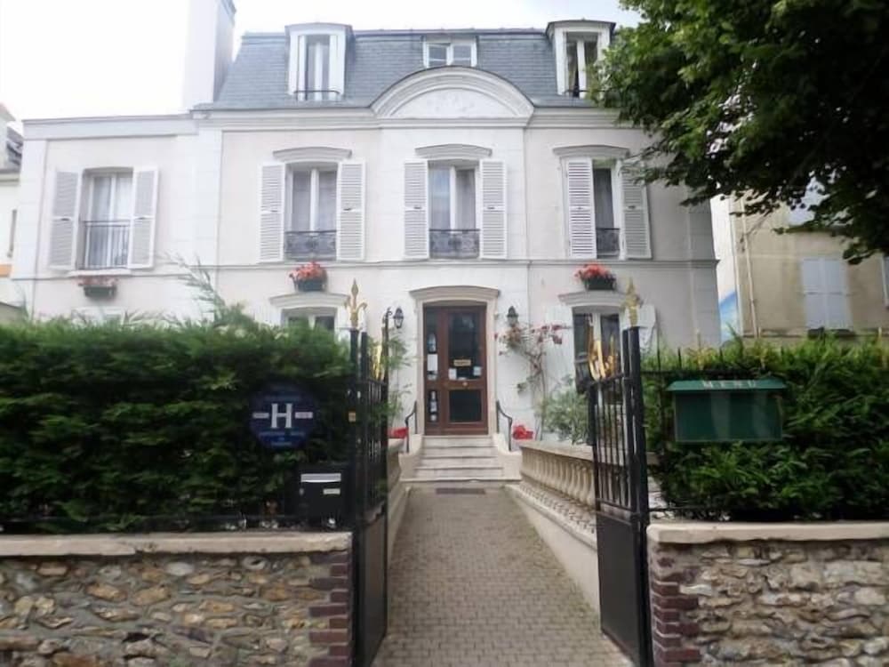 Hôtel Marie Louise — hotel in Enghien-Les-Bains