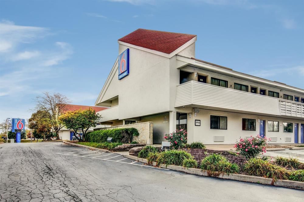 Red Roof Inn Bridgeton - photo 10