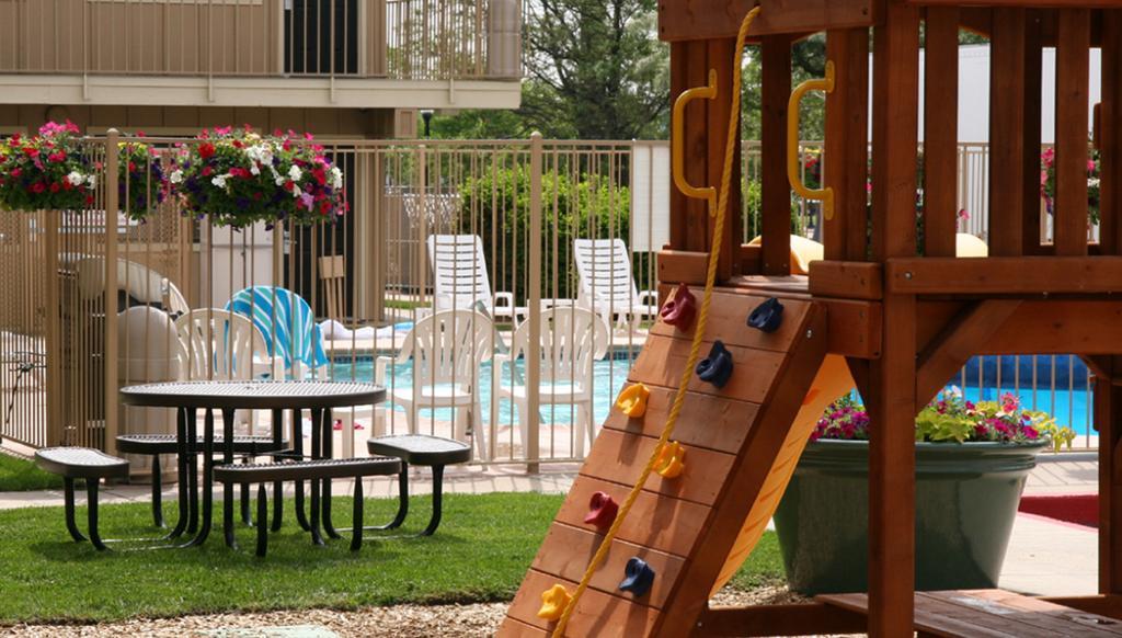 Affordable Inn Denver West - photo 13