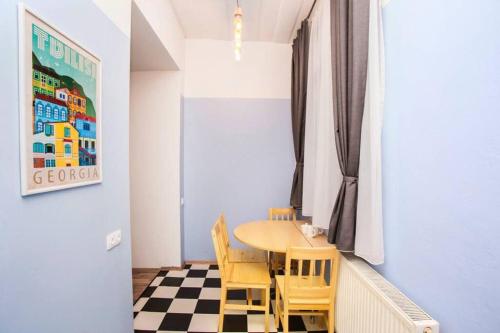 Opera House 2BR Apt with Tbilisi Charm By Wehost
