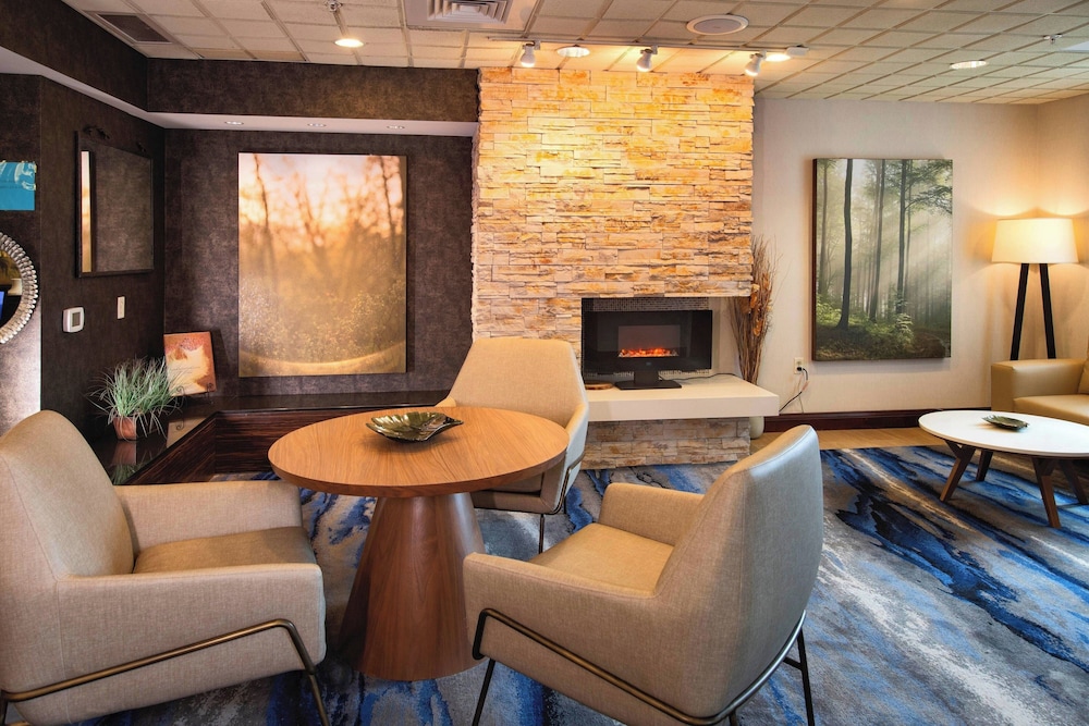 Fairfield Inn & Suites Valdosta - photo 4