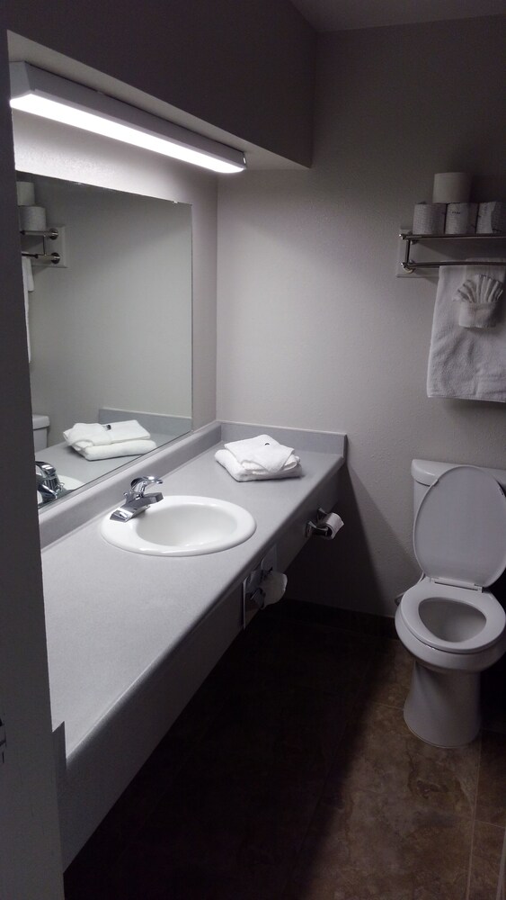 Whitten Inn - photo 11