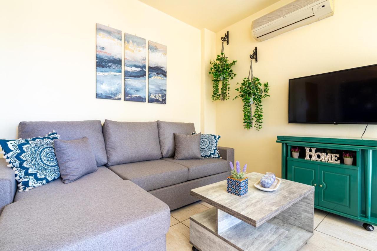 Blue Time 2 Bedroom Apartment in Larnaca