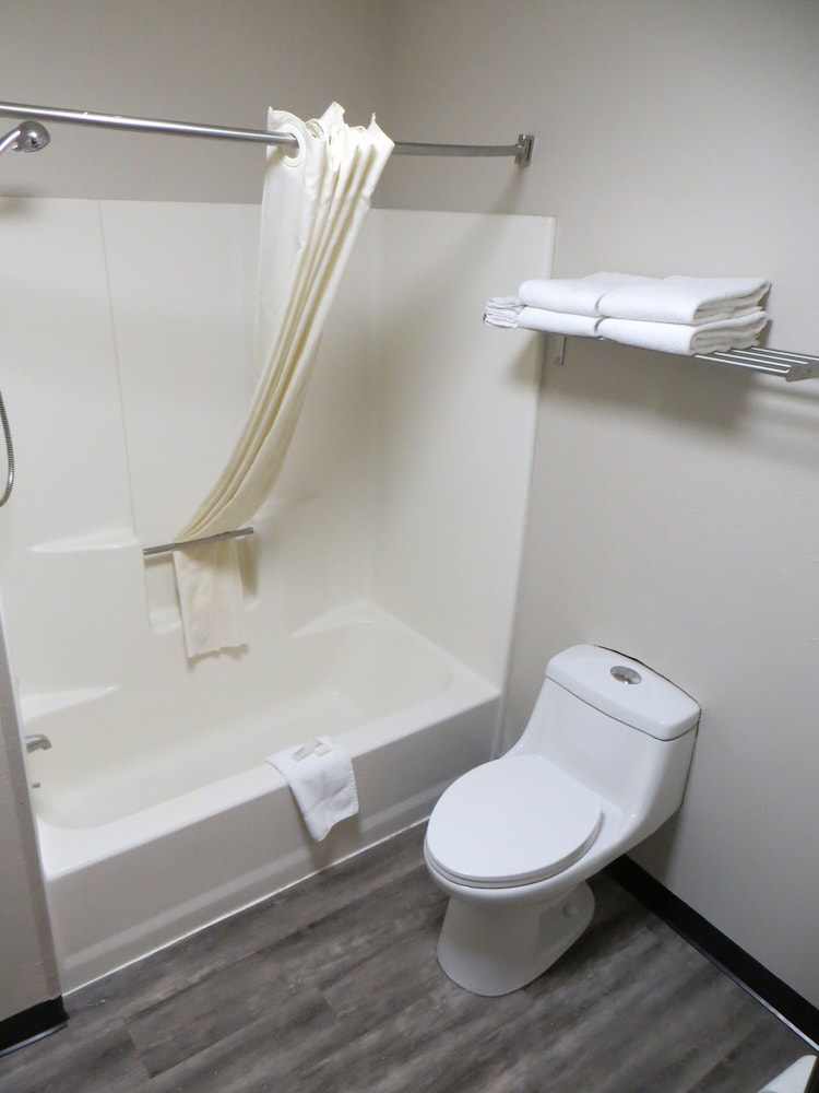 Boulder Twin Lakes Inn - photo 16