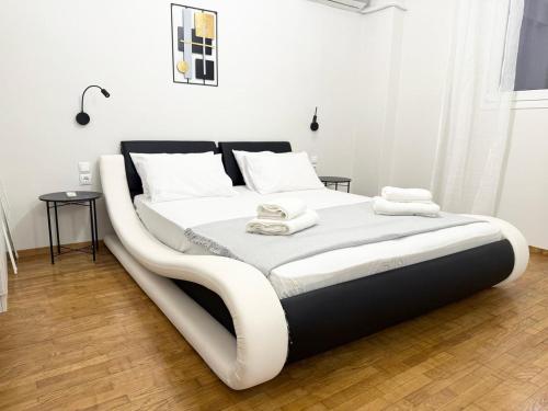 Gyzi Comfort Apartment — 4-Star Luxury Hotel in Athens, Greece