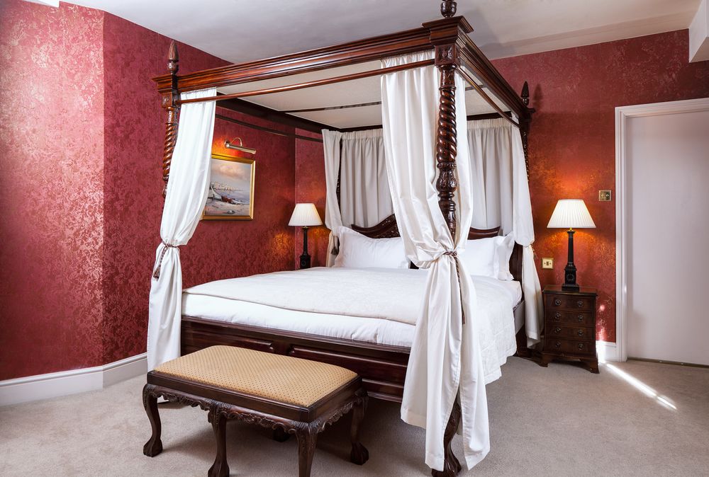 Angel Hotel - carbon neutral hotel in Guildford