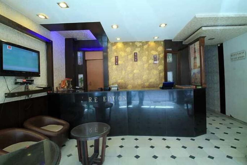 Anmol Hotels - last minute hotel in New Delhi