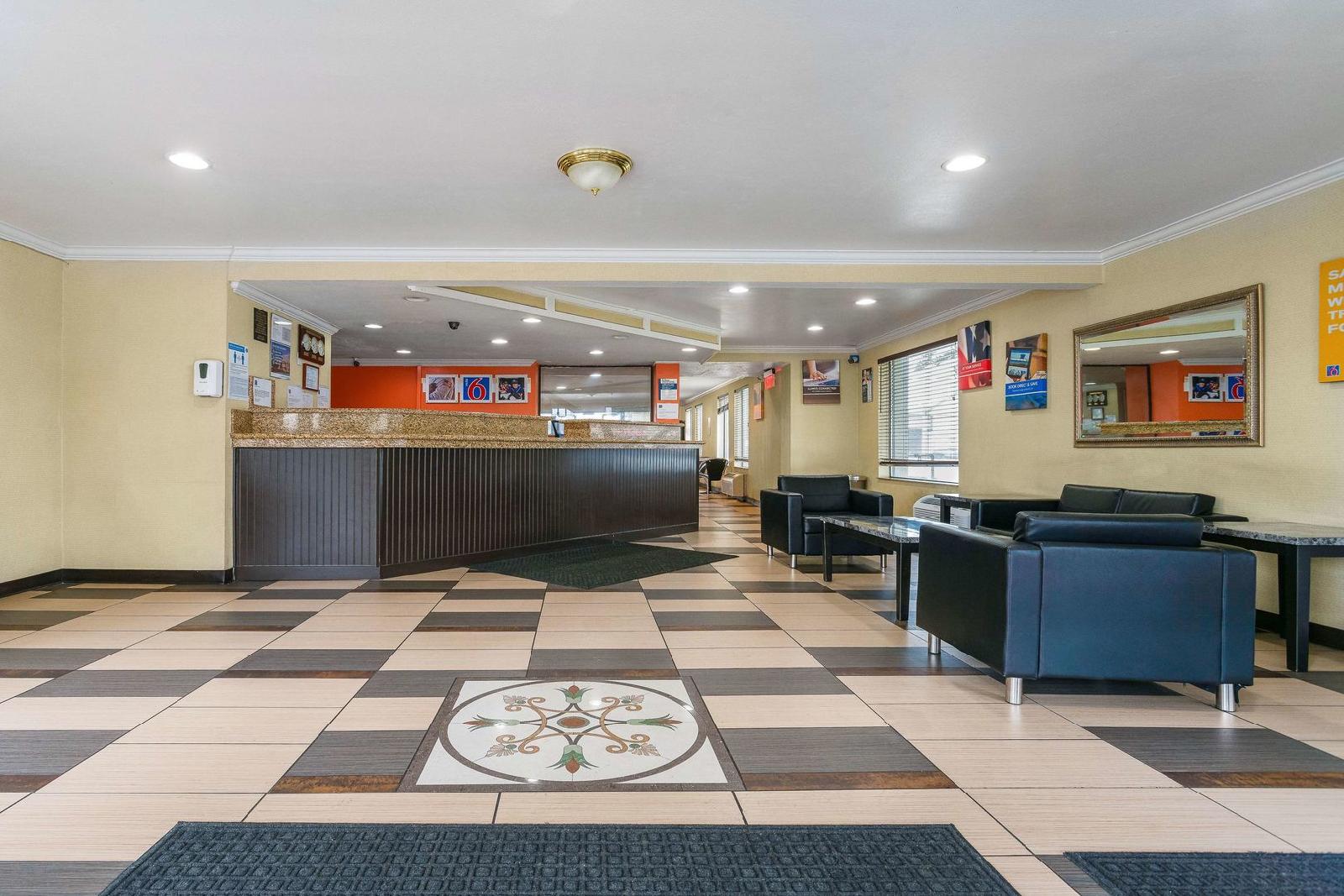 Motel 6 Salt Lake City Central - photo 16