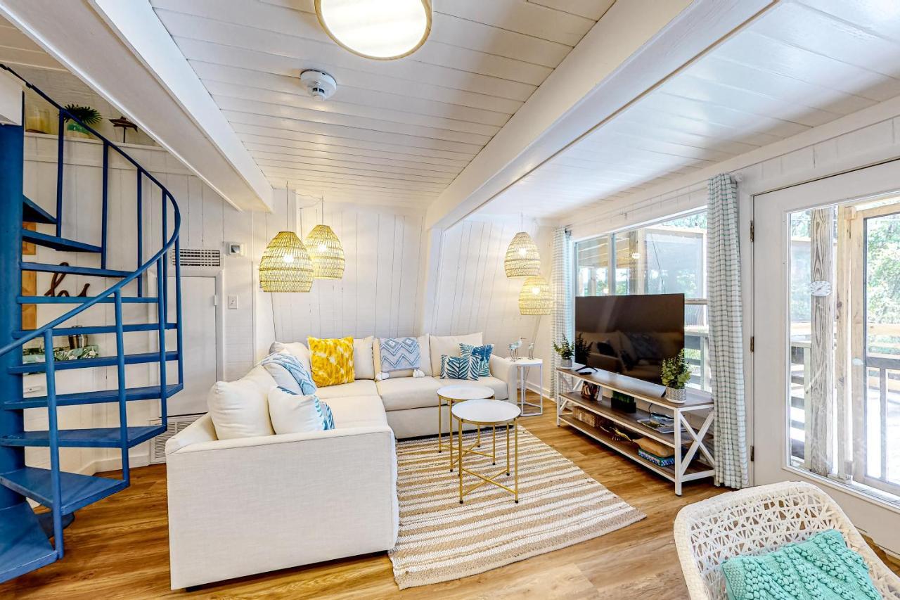 High Tide Hideaway - last minute hotel in Dauphin Island