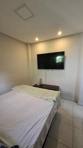 Quarto Duplo com cama extra banheiro privativo e cozinha in Campina Grande, Brasil