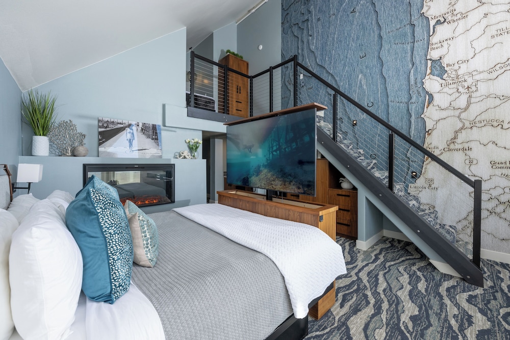 Seaside Oceanfront Inn - photo 12