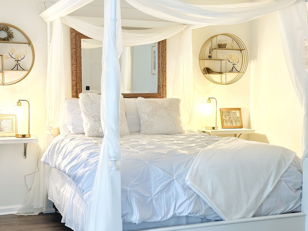 Speedway Legacy Inn - photo 5