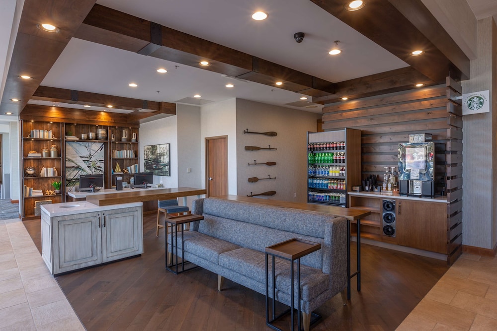 DoubleTree by Hilton Bay City Riverfront - photo 63