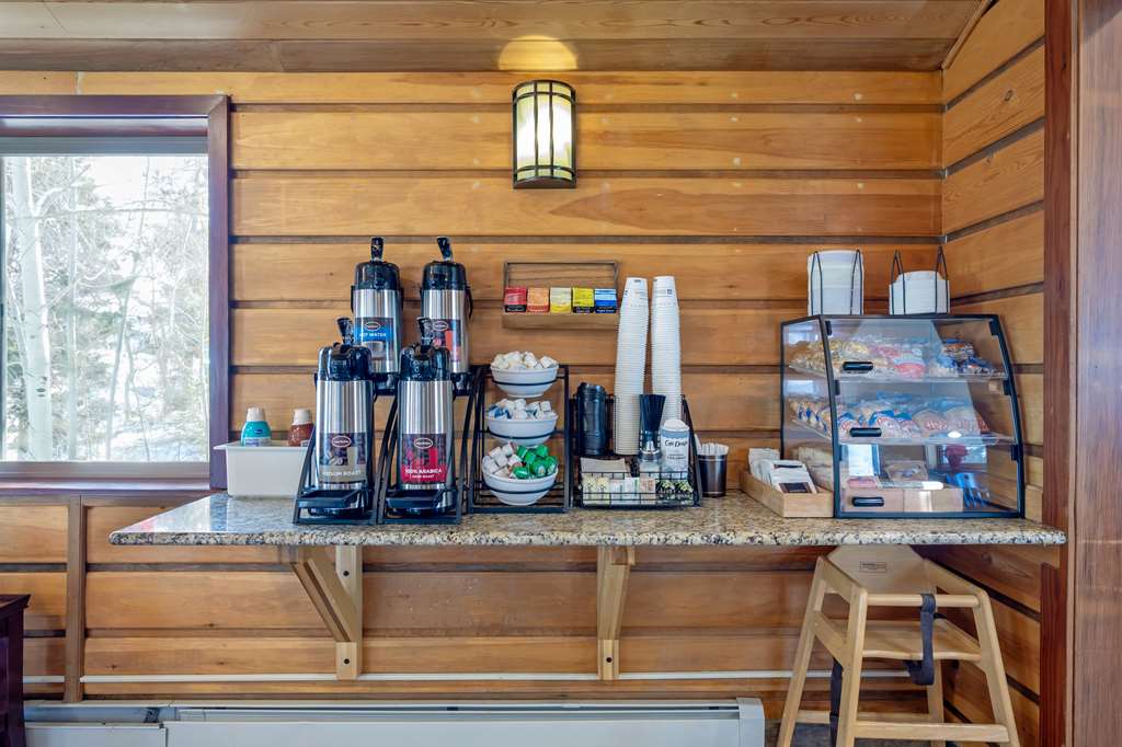 Best Western Ptarmigan Lodge - photo 33
