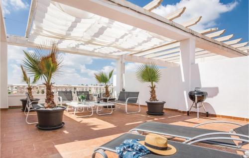 Cozy Home In San Miguel De Salinas — 4-Star Luxury Hotel in San Miguel De Salinas, Spain