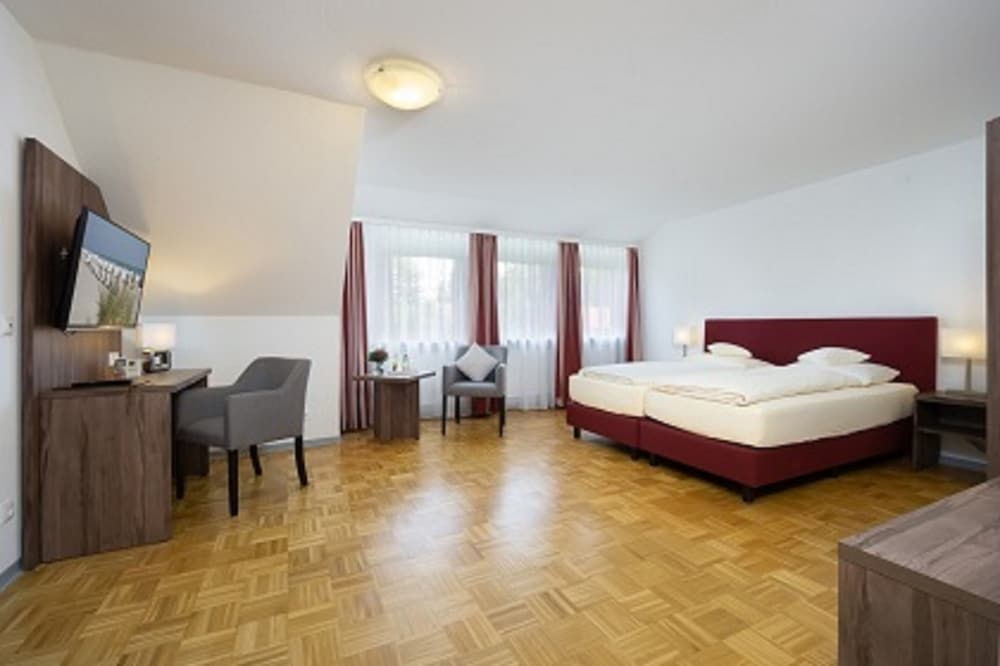 Hotel Grosse Klus — Buckeburg — photo 4