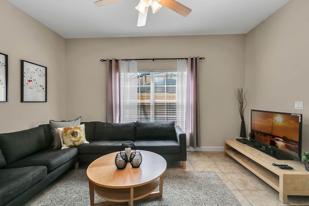 4 Bedrooms 3 Bathrooms Paradise Palms 8976 Mp - photo 15