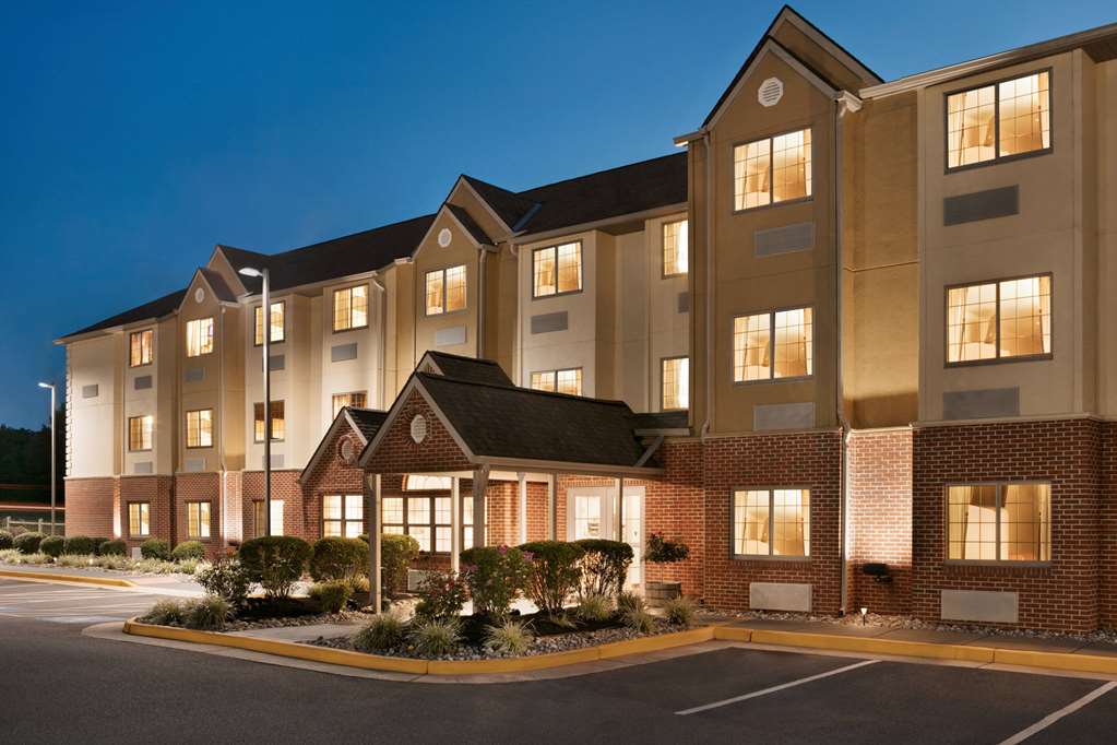 Microtel Inn & Suites by Wyndham Culpeper - photo 5
