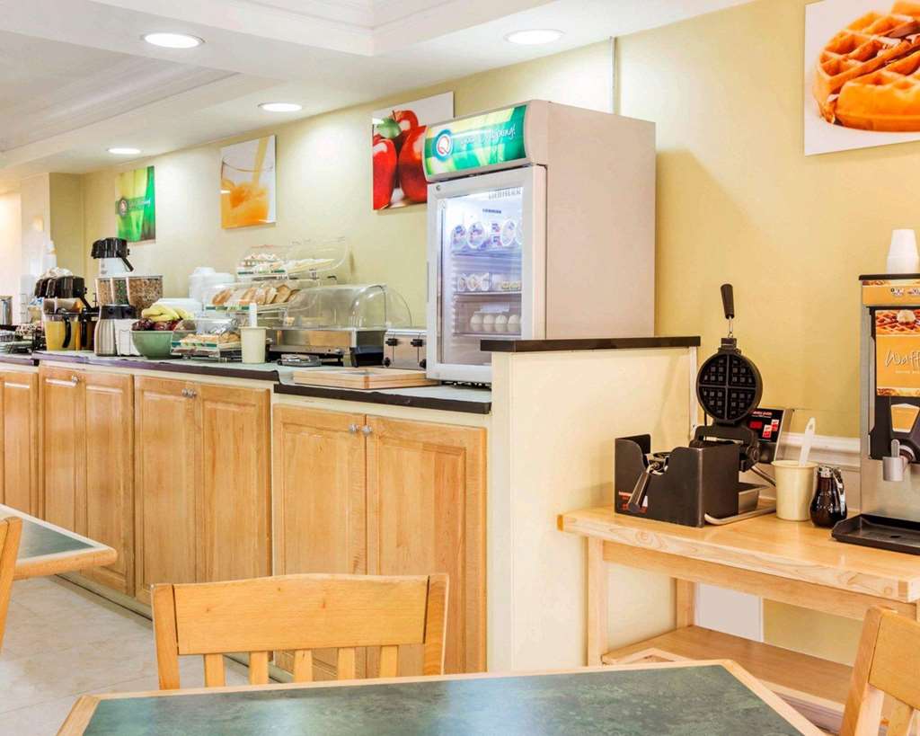 Quality Inn Dalton Central - photo 20
