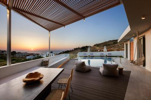 Sueno Villas — 4-Star Luxury Hotel in Irakleion, Greece