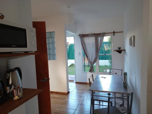 Apartamento 5 Para 3 Equipado básico Lindo para descansar y trabajar — 4-Star Luxury Hotel in Colonia Del Sacramento, Uruguay