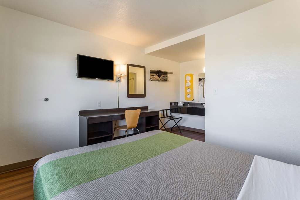 Studio 6 El Paso TX East - photo 9