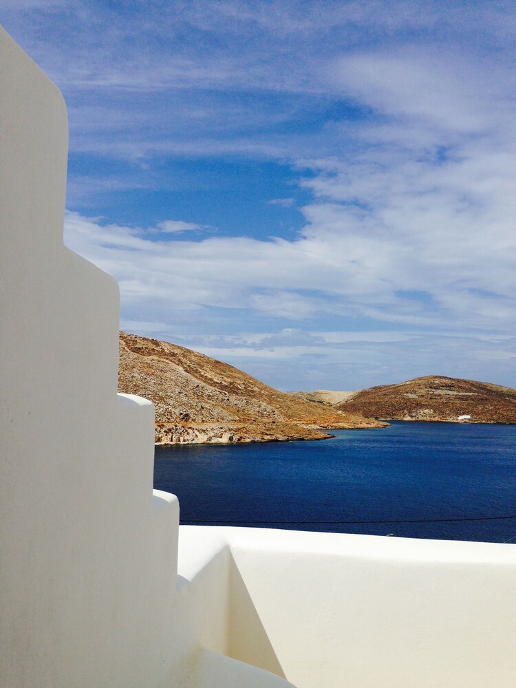 Panormos Art Villas & Suites — 4-Star Luxury Hotel in Panormos, Greece