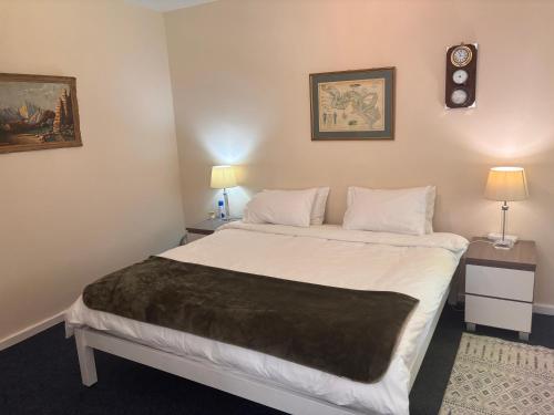 Highlands Self Catering — 4-Star Luxury Hotel in Cape Town, South Africa