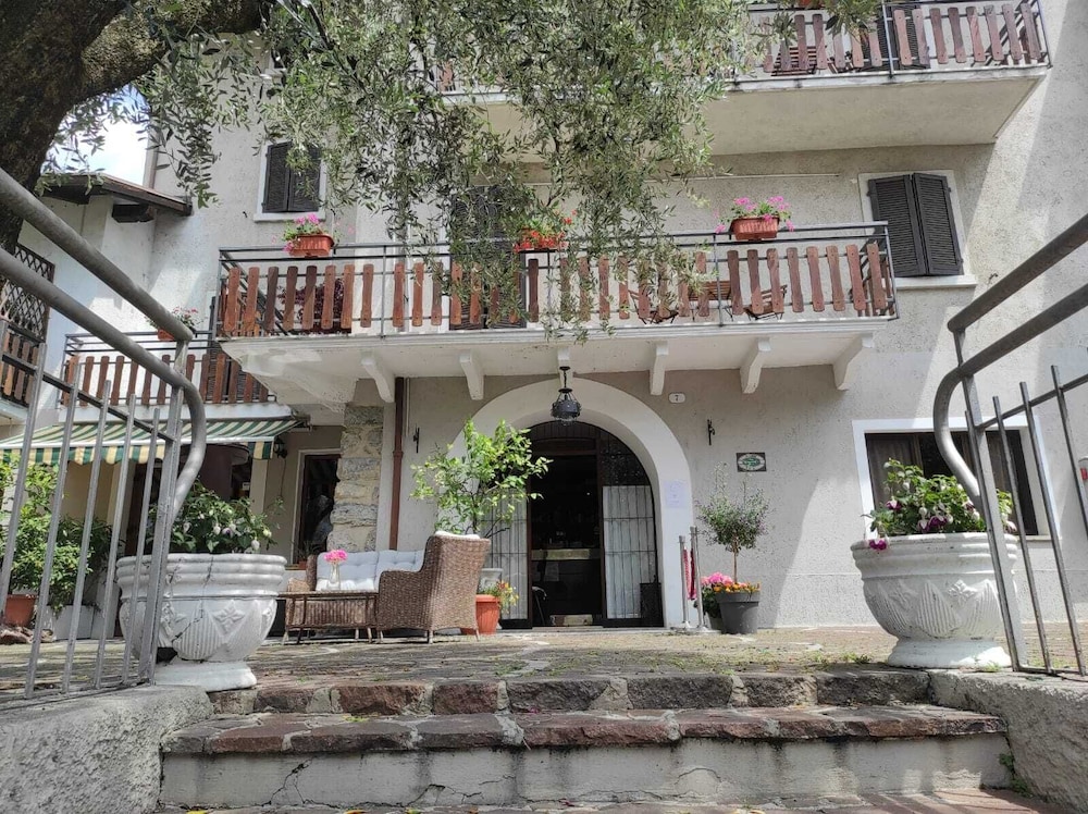 Albergo Stella d'Italia — hotel in Tenno